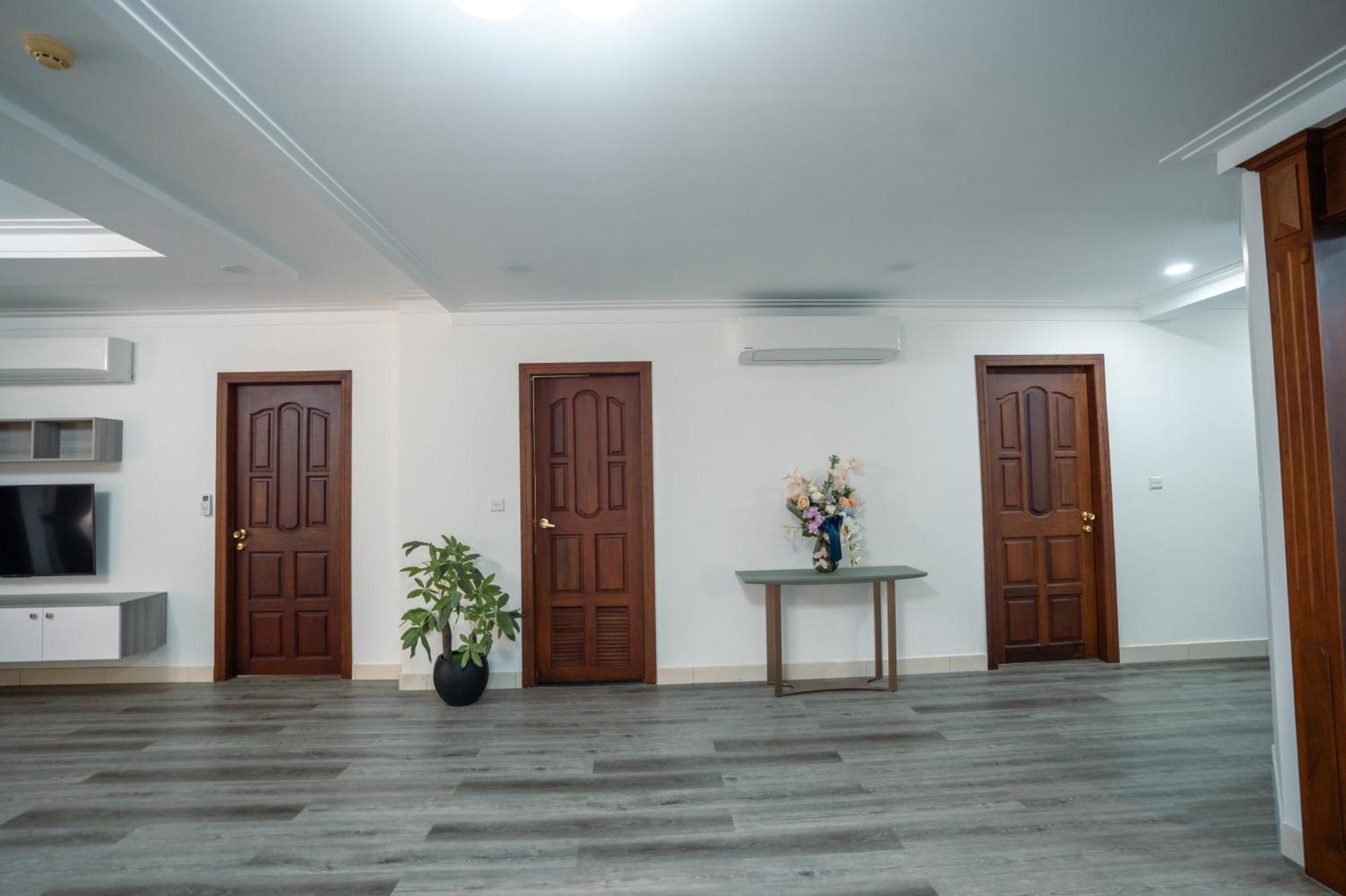 Hamptons Apartments Phnom Penh Esterno foto