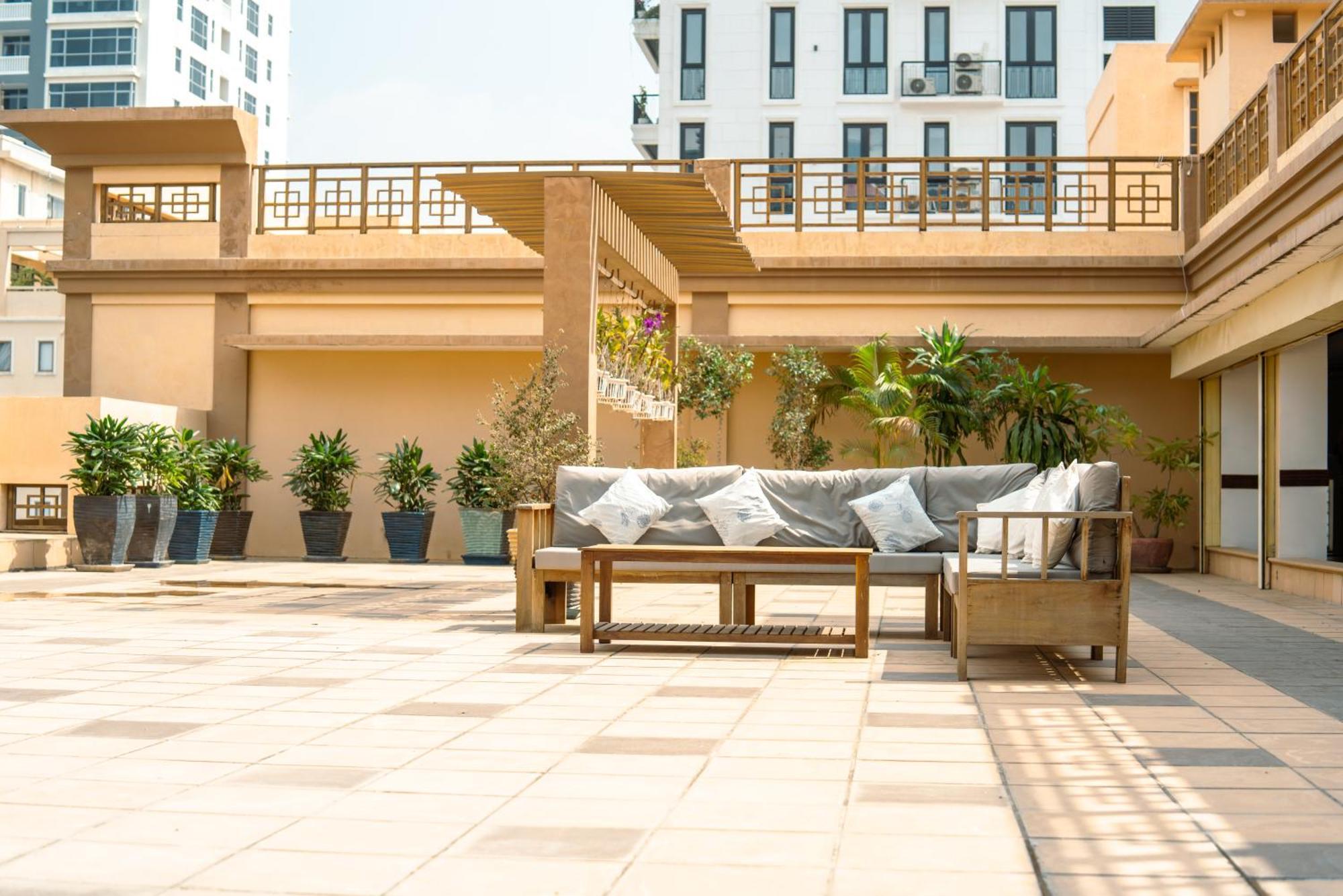 Hamptons Apartments Phnom Penh Esterno foto