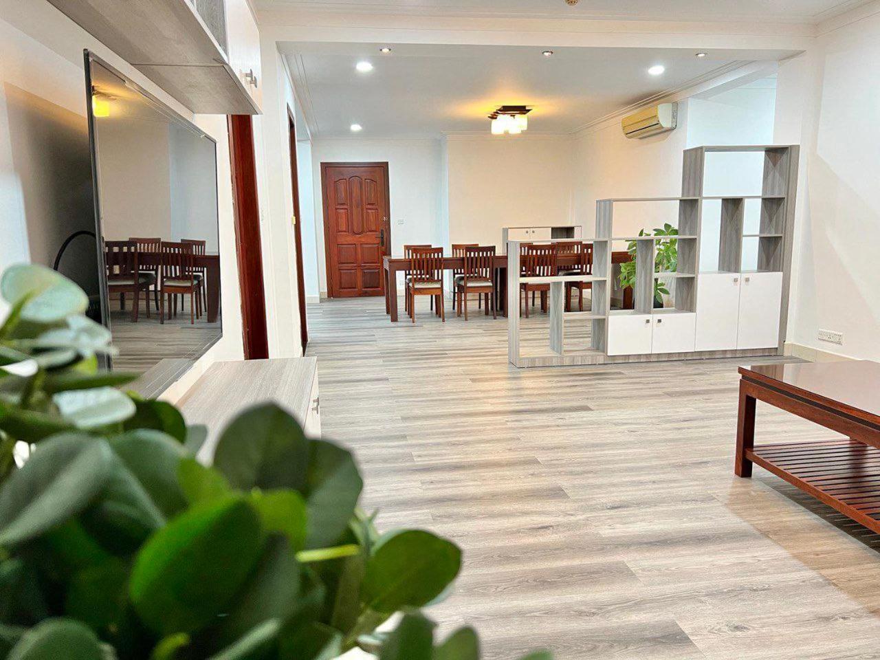 Hamptons Apartments Phnom Penh Esterno foto