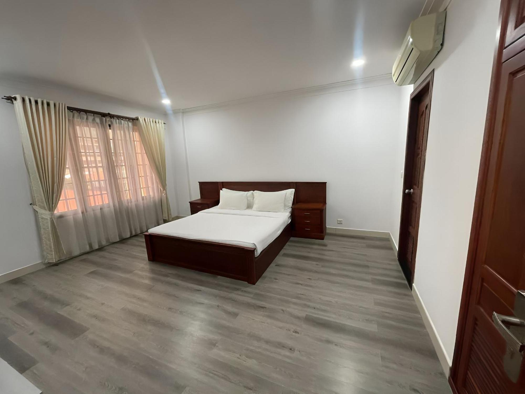 Hamptons Apartments Phnom Penh Esterno foto
